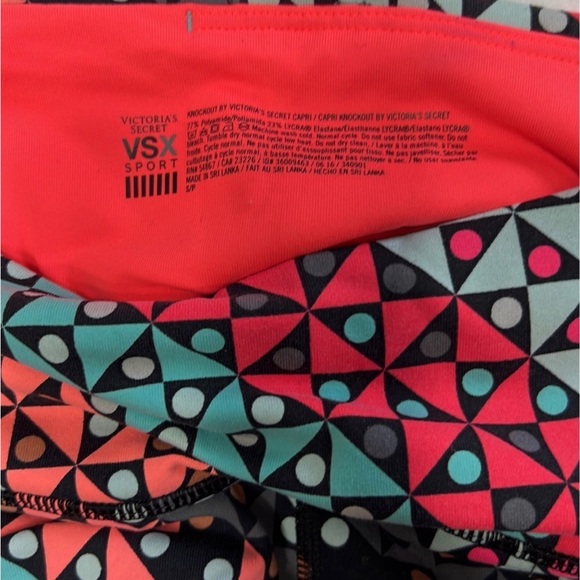 VSX sports bra & leggings - Picture 2 of 3
